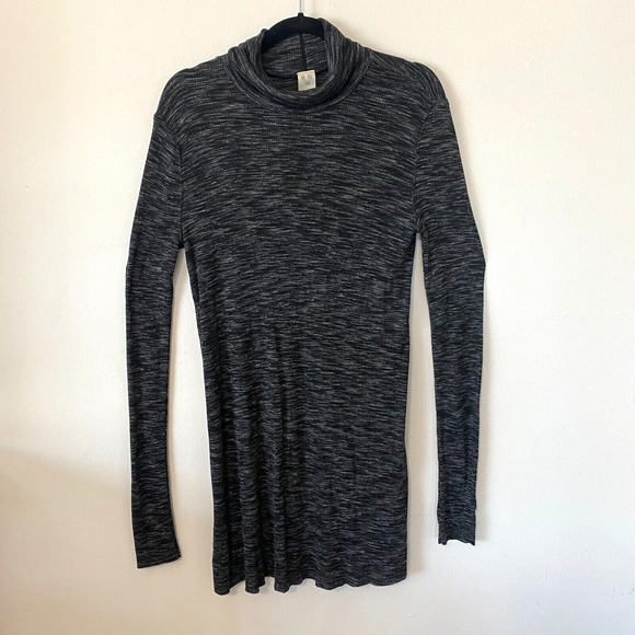 We The Free Stone Cold Split Back Long Sleeve Turtleneck Top Black Gray Medium - Picture 2 of 11